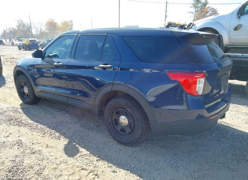 Photo 3 of 2023 Ford Explorer POLICE INTERCEPTOR (VIN 1FM5K8AB0PGA03153)