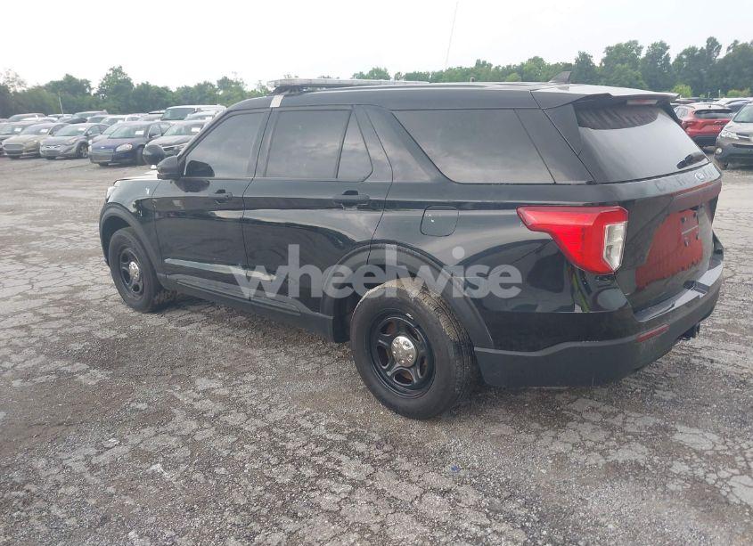 Photo 3 of 2023 Ford Police INTERCEPTOR (VIN 1FM5K8AB0PGB12986)