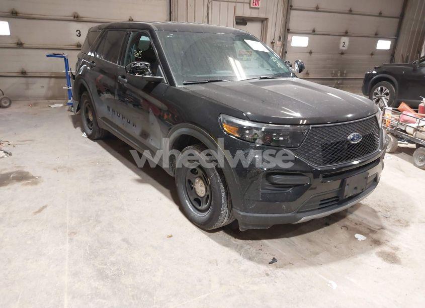 2025 Ford Police INTERCEPTOR (VIN 1FM5K8AB0SGA03033) main photo