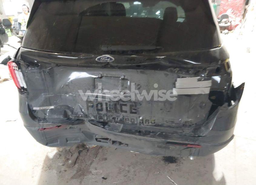 Photo 16 of 2025 Ford Police INTERCEPTOR (VIN 1FM5K8AB0SGA03033)