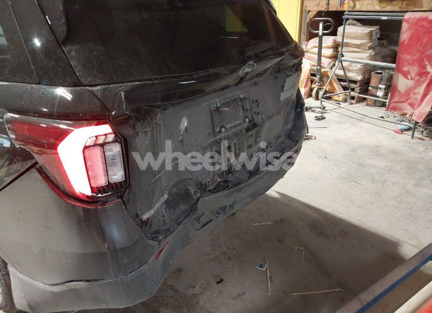 Photo 6 of 2025 Ford Police INTERCEPTOR (VIN 1FM5K8AB0SGA03033)