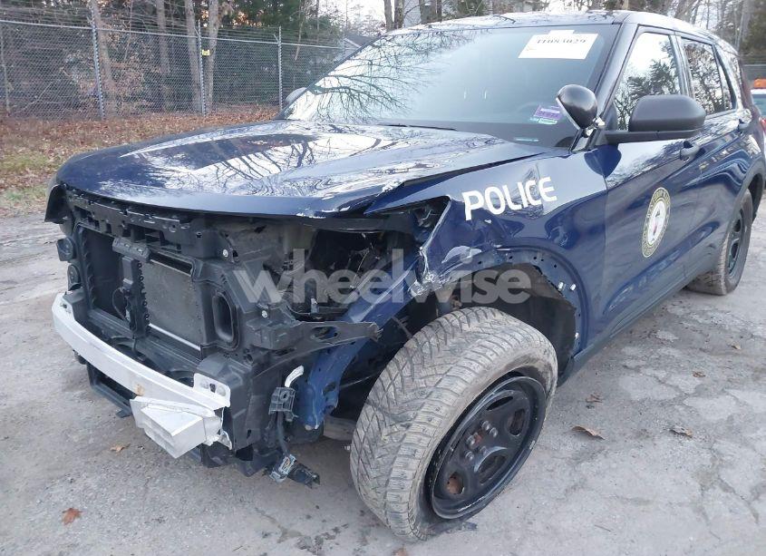 Photo 6 of 2020 Ford Police INTERCEPTOR UTILITY (VIN 1FM5K8AB1LGB85374)