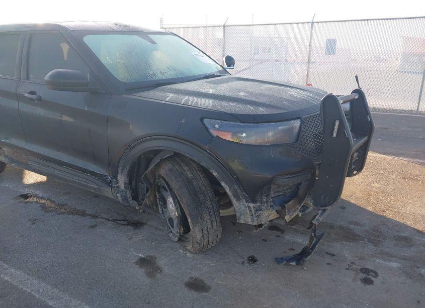 Photo 6 of 2020 Ford Police INTERCEPTOR UTILITY (VIN 1FM5K8AB1LGC93381)