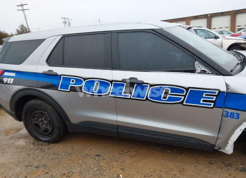 Photo 14 of 2023 Ford Police INTERCEPTOR (VIN 1FM5K8AB1PGB37394)