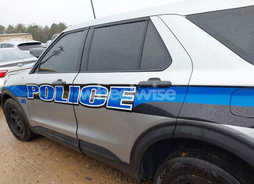 Photo 15 of 2023 Ford Police INTERCEPTOR (VIN 1FM5K8AB1PGB37394)