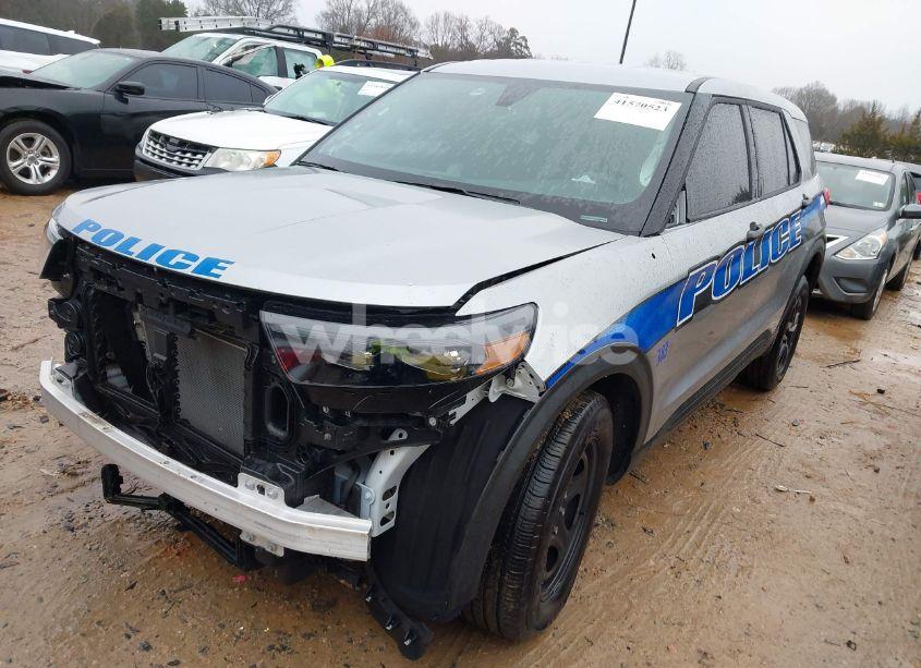 Photo 2 of 2023 Ford Police INTERCEPTOR (VIN 1FM5K8AB1PGB37394)