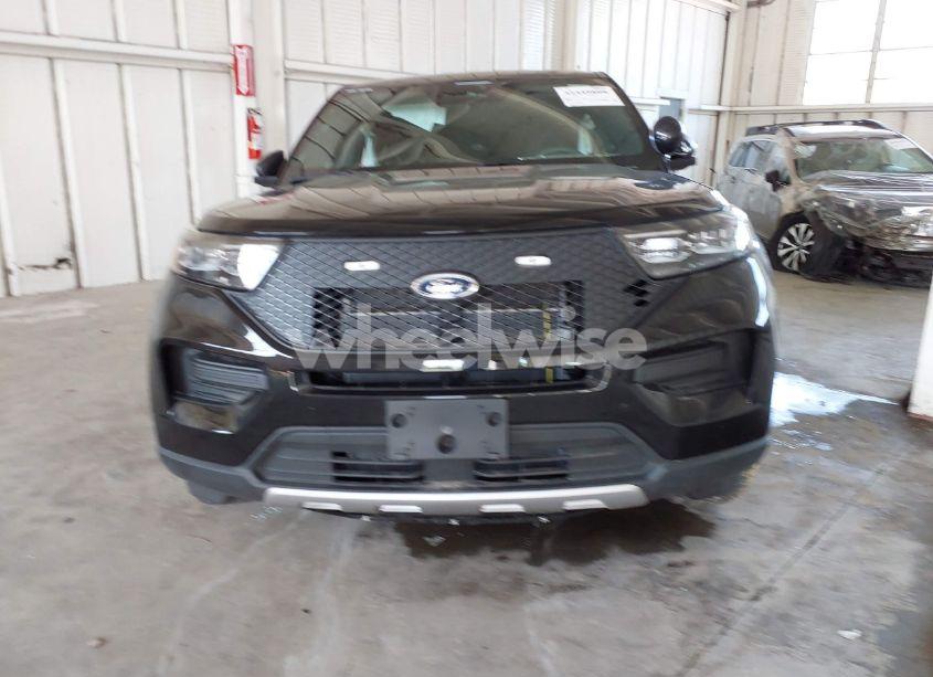 Photo 12 of 2025 Ford Police INTERCEPTOR (VIN 1FM5K8AB1SGA33769)