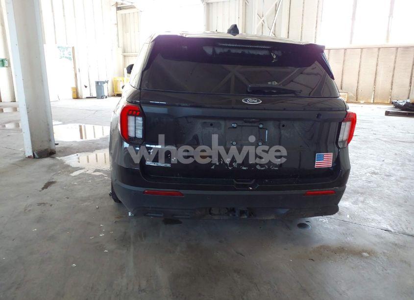 Photo 16 of 2025 Ford Police INTERCEPTOR (VIN 1FM5K8AB1SGA33769)