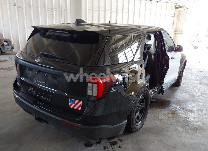 Photo 4 of 2025 Ford Police INTERCEPTOR (VIN 1FM5K8AB1SGA33769)