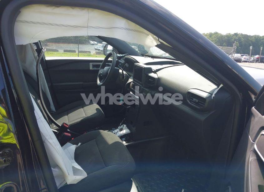 Photo 5 of 2025 Ford Police INTERCEPTOR (VIN 1FM5K8AB1SGA33769)