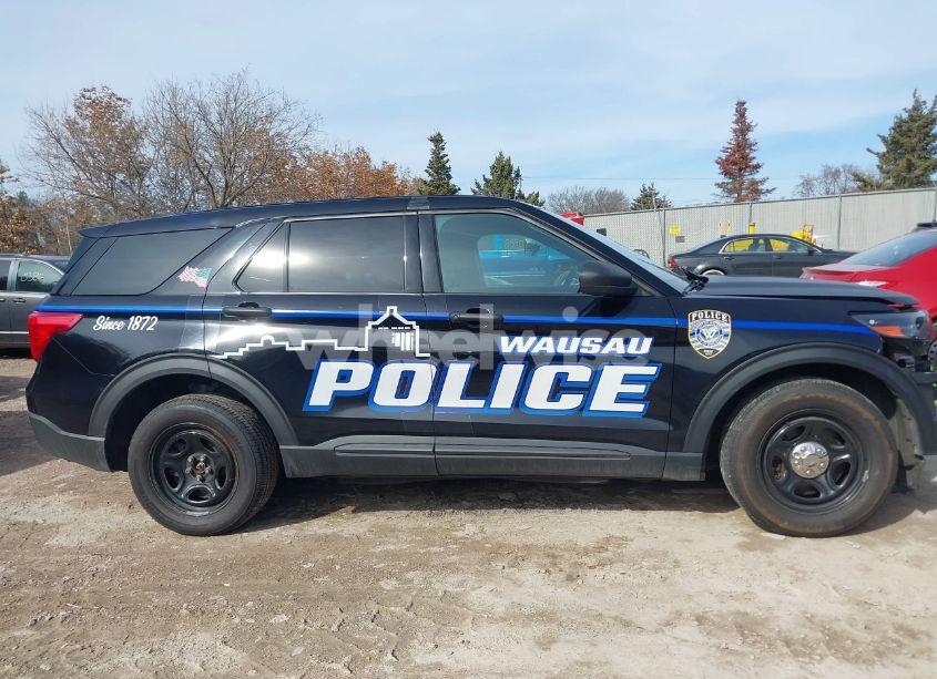 Photo 13 of 2020 Ford Police INTERCEPTOR (VIN 1FM5K8AB2LGC51317)