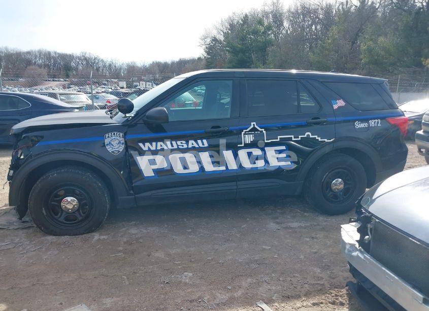 Photo 14 of 2020 Ford Police INTERCEPTOR (VIN 1FM5K8AB2LGC51317)