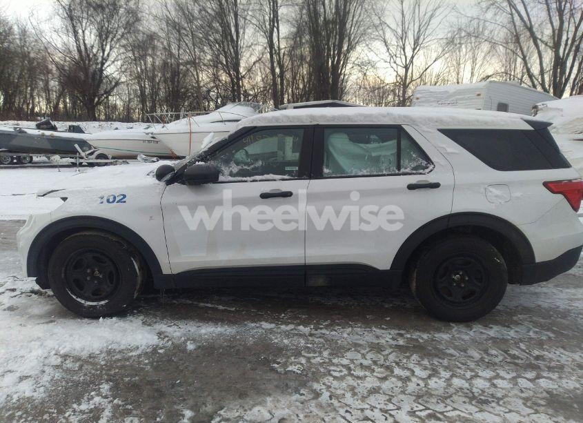 Photo 15 of 2021 Ford Police INTERCEPTOR (VIN 1FM5K8AB2MGC20490)