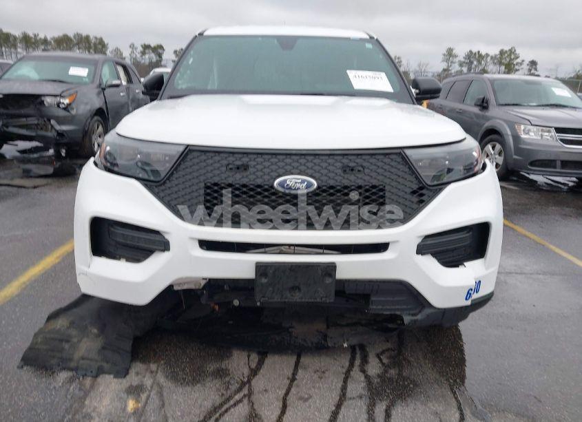 Photo 6 of 2022 Ford Police INTERCEPTOR (VIN 1FM5K8AB2NGA64694)