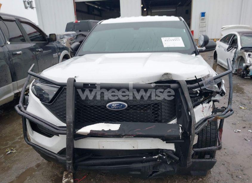 Photo 12 of 2023 Ford Police INTERCEPTOR (VIN 1FM5K8AB2PGA34517)