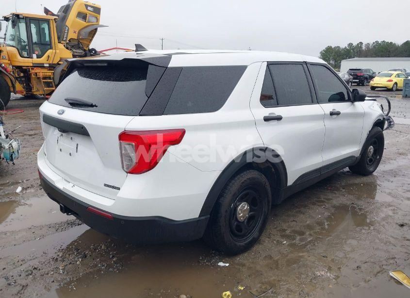 Photo 4 of 2023 Ford Police INTERCEPTOR (VIN 1FM5K8AB2PGA34517)