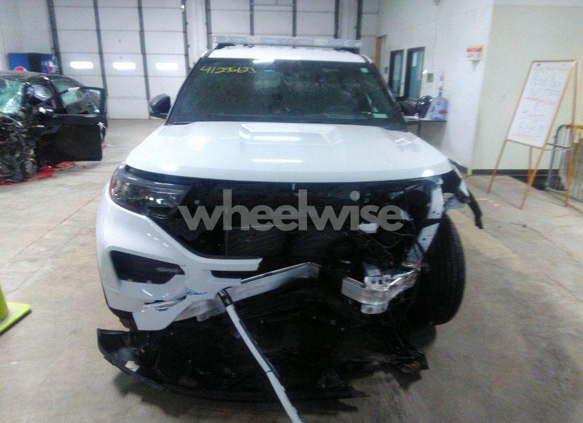 Photo 12 of 2023 Ford Police INTERCEPTOR (VIN 1FM5K8AB2PGB76141)