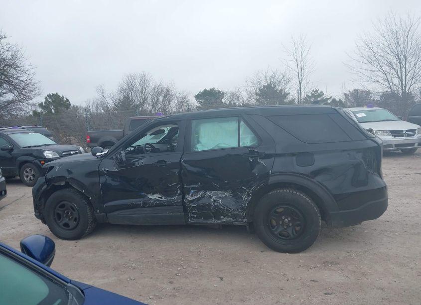 Photo 15 of 2021 Ford Police INTERCEPTOR (VIN 1FM5K8AB3MGA87335)