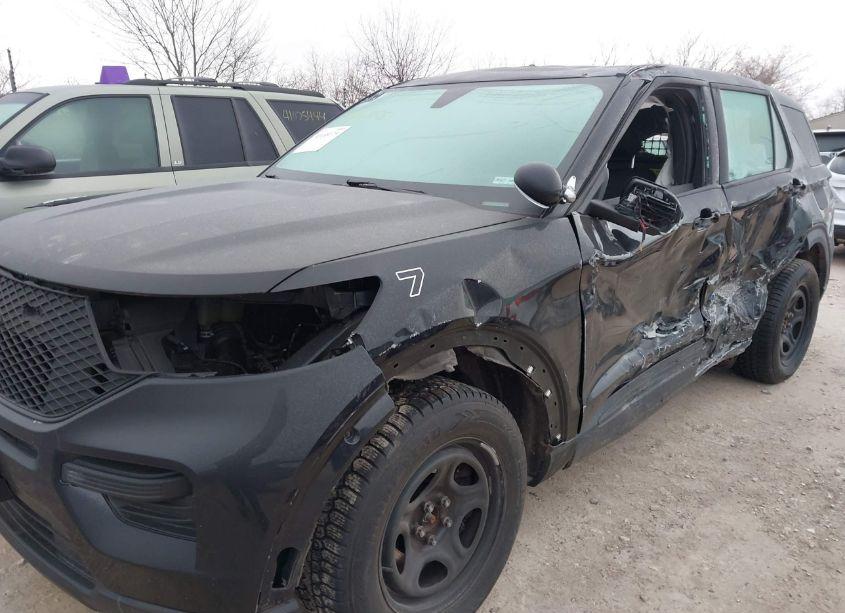 Photo 19 of 2021 Ford Police INTERCEPTOR (VIN 1FM5K8AB3MGA87335)