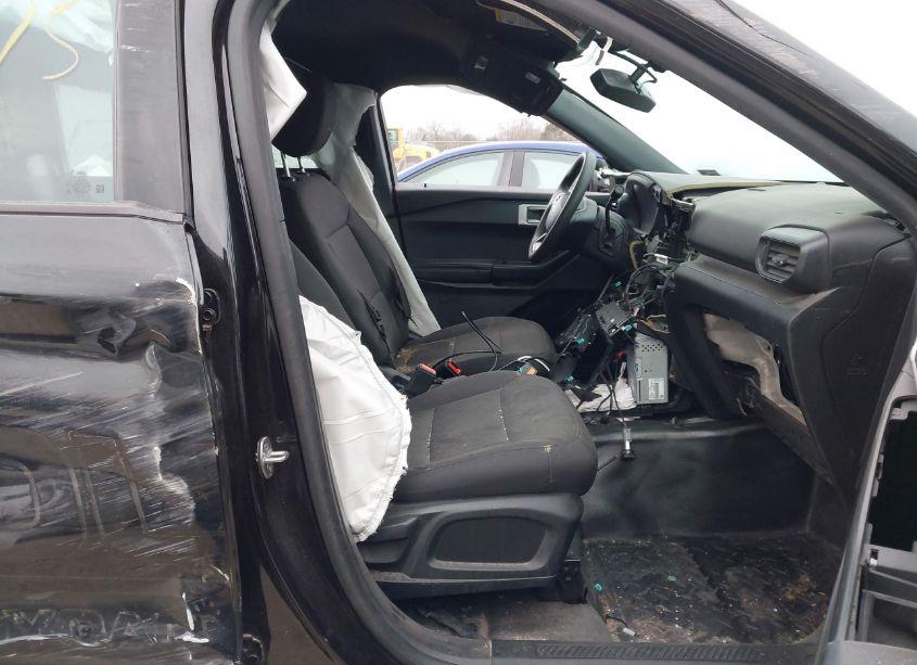 Photo 5 of 2021 Ford Police INTERCEPTOR (VIN 1FM5K8AB3MGA87335)