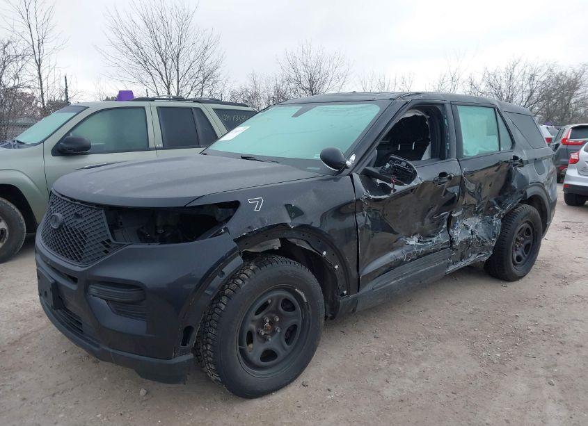 Photo 6 of 2021 Ford Police INTERCEPTOR (VIN 1FM5K8AB3MGA87335)