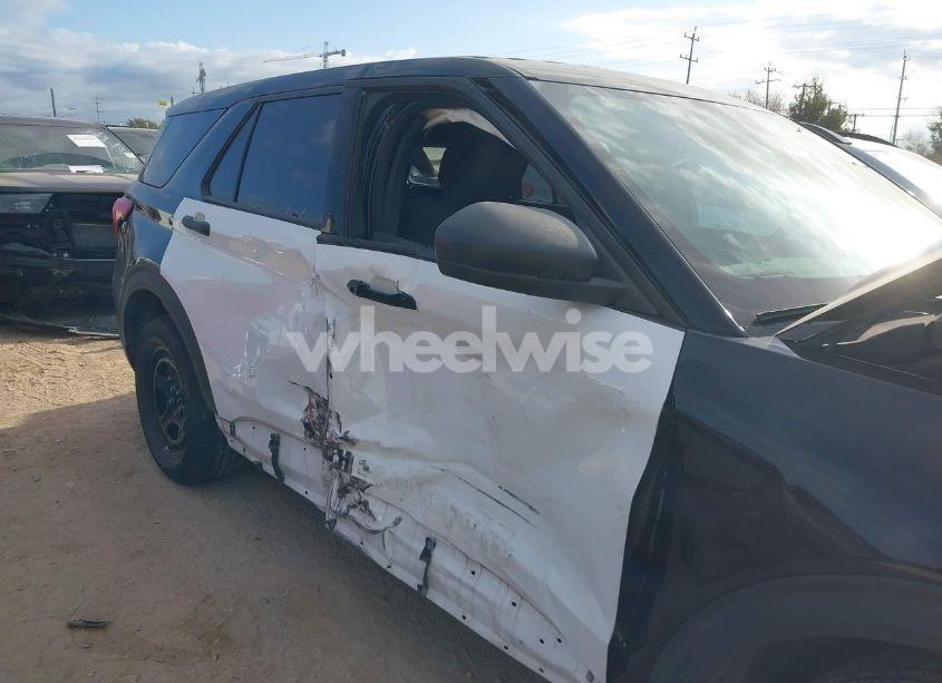 Photo 6 of 2022 Ford Police INTERCEPTOR (VIN 1FM5K8AB3NGC23562)