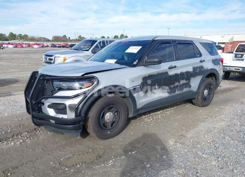 Photo 2 of 2023 Ford Police INTERCEPTOR (VIN 1FM5K8AB3PGA32498)