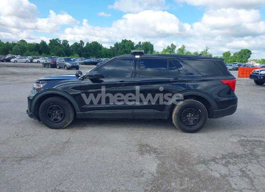 Photo 14 of 2020 Ford Police INTERCEPTOR (VIN 1FM5K8AB4LGB67340)