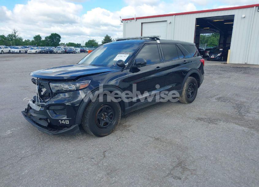 Photo 2 of 2020 Ford Police INTERCEPTOR (VIN 1FM5K8AB4LGB67340)