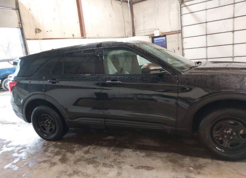 Photo 13 of 2020 Ford Police INTERCEPTOR UTILITY (VIN 1FM5K8AB4LGC01065)
