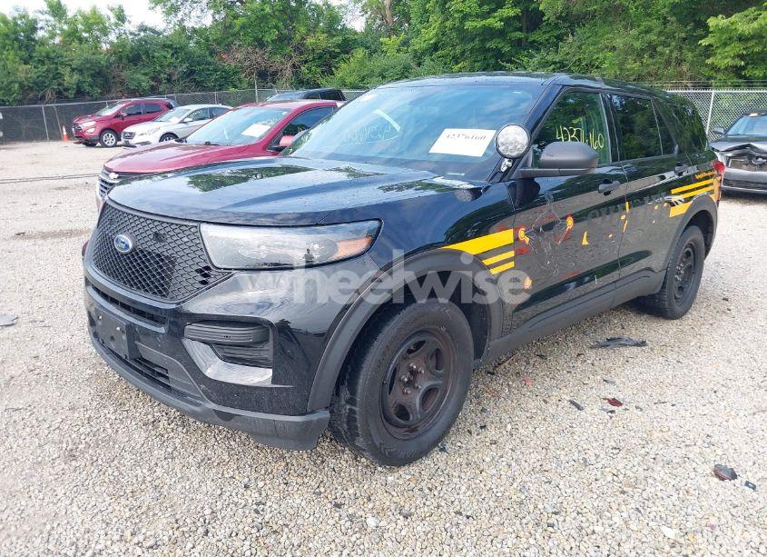 Photo 2 of 2020 Ford Police INTERCEPTOR (VIN 1FM5K8AB4LGD08147)