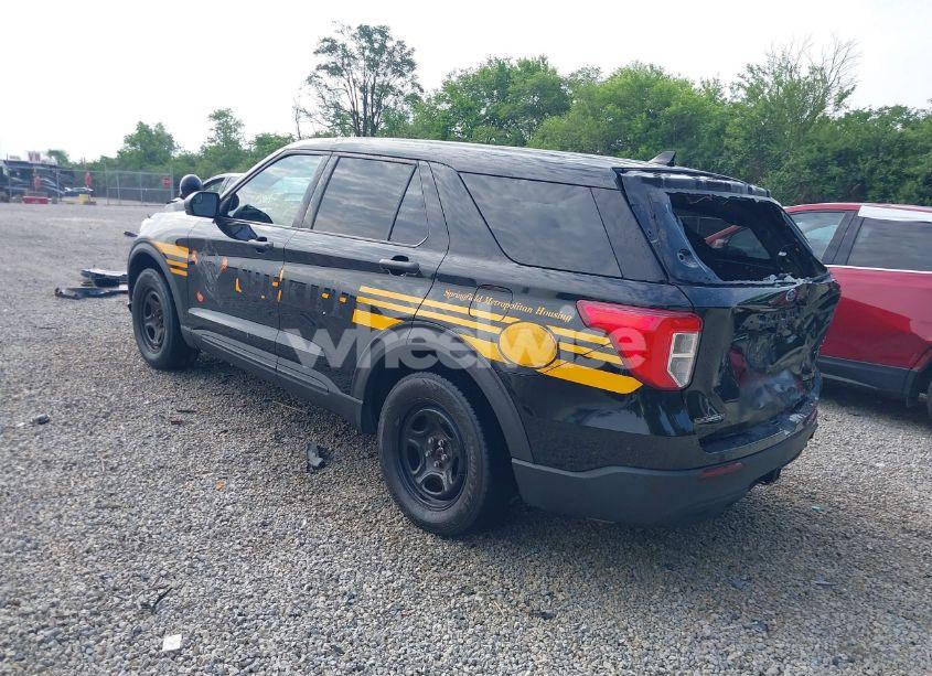 Photo 3 of 2020 Ford Police INTERCEPTOR (VIN 1FM5K8AB4LGD08147)