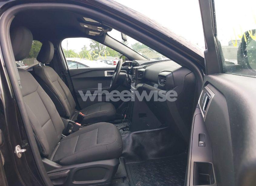 Photo 5 of 2020 Ford Police INTERCEPTOR (VIN 1FM5K8AB4LGD08147)