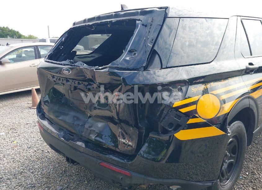 Photo 6 of 2020 Ford Police INTERCEPTOR (VIN 1FM5K8AB4LGD08147)