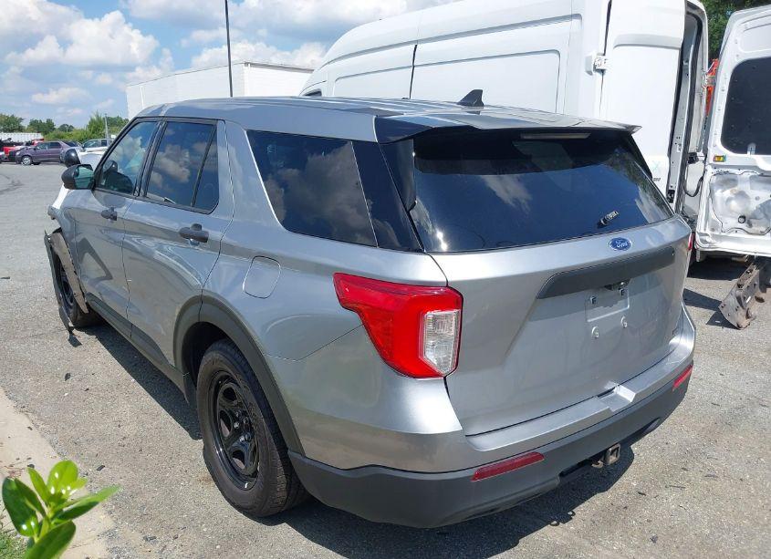 Photo 3 of 2021 Ford Police INTERCEPTOR UTILITY (VIN 1FM5K8AB4MGB24876)