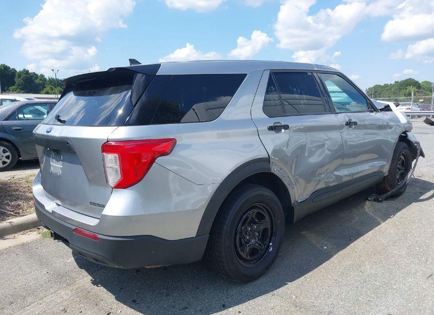 Photo 4 of 2021 Ford Police INTERCEPTOR UTILITY (VIN 1FM5K8AB4MGB24876)