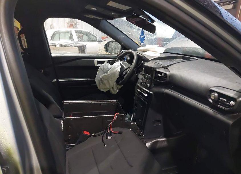 Photo 5 of 2021 Ford Police INTERCEPTOR UTILITY (VIN 1FM5K8AB4MGB24876)