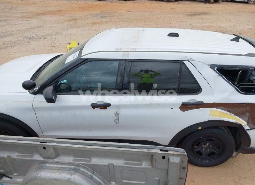 Photo 14 of 2022 Ford Explorer POLICE INTERCEPTOR (VIN 1FM5K8AB4NGA07672)