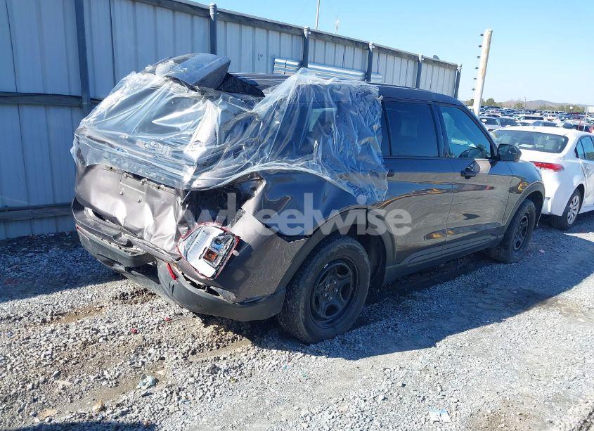 Photo 4 of 2023 Ford Police INTERCEPTOR (VIN 1FM5K8AB4PGA62612)