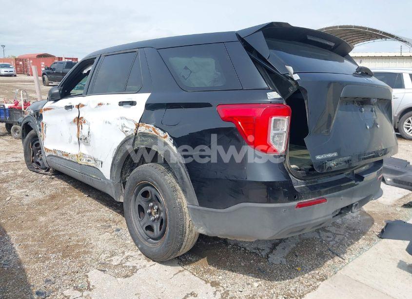 Photo 3 of 2023 Ford Police INTERCEPTOR (VIN 1FM5K8AB5PGC00433)