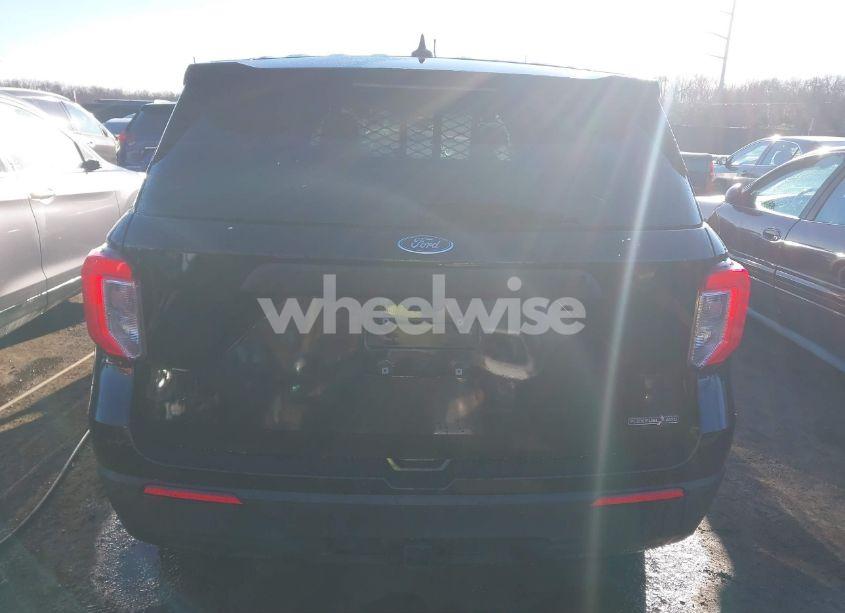 Photo 16 of 2020 Ford Police INTERCEPTOR (VIN 1FM5K8AB6LGB84754)