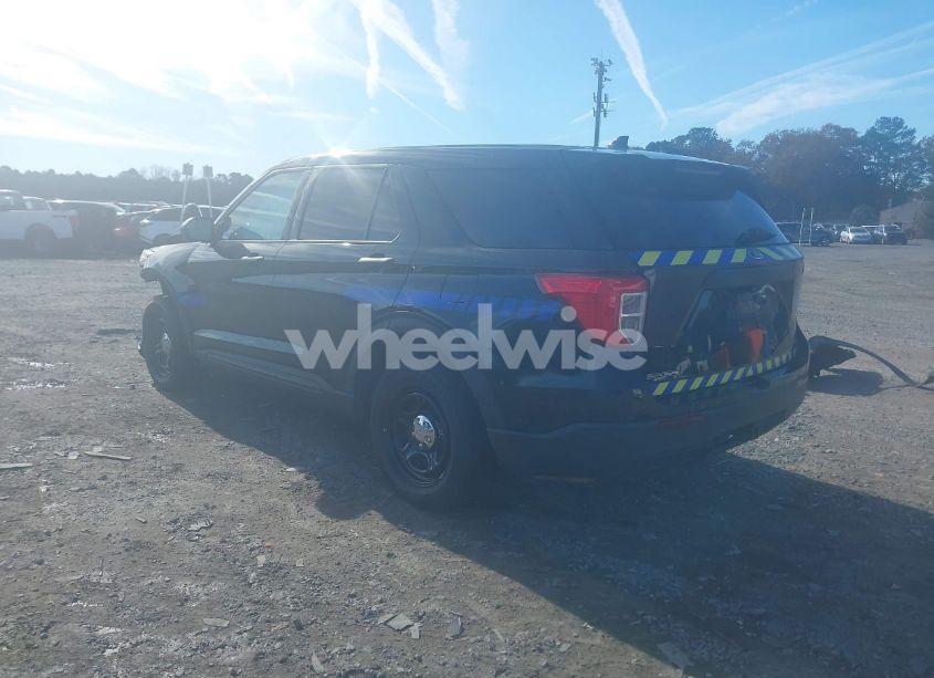 Photo 3 of 2020 Ford Police INTERCEPTOR (VIN 1FM5K8AB6LGD08618)