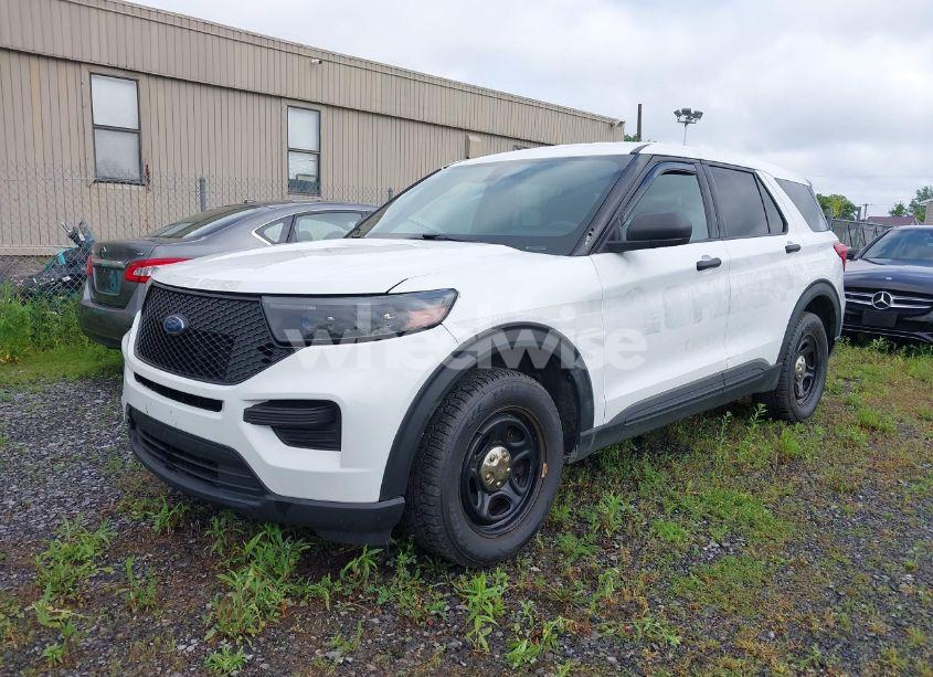 Photo 2 of 2021 Ford Police INTERCEPTOR (VIN 1FM5K8AB6MGB34308)