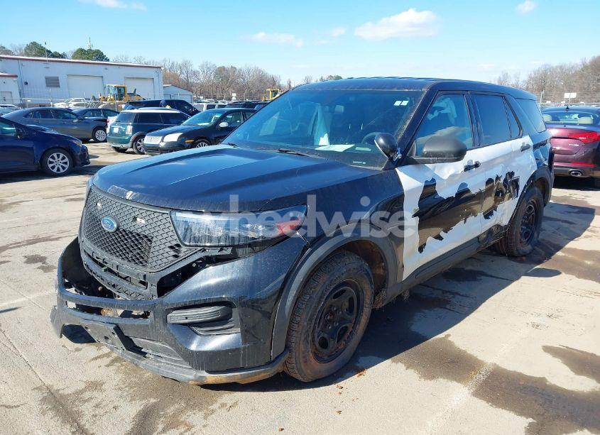 Photo 2 of 2020 Ford Police INTERCEPTOR (VIN 1FM5K8AB7LGC00931)