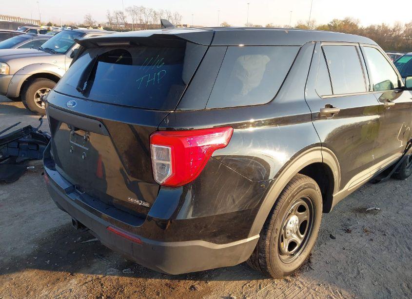 Photo 4 of 2020 Ford Police INTERCEPTOR UTILITY (VIN 1FM5K8AB7LGD18686)
