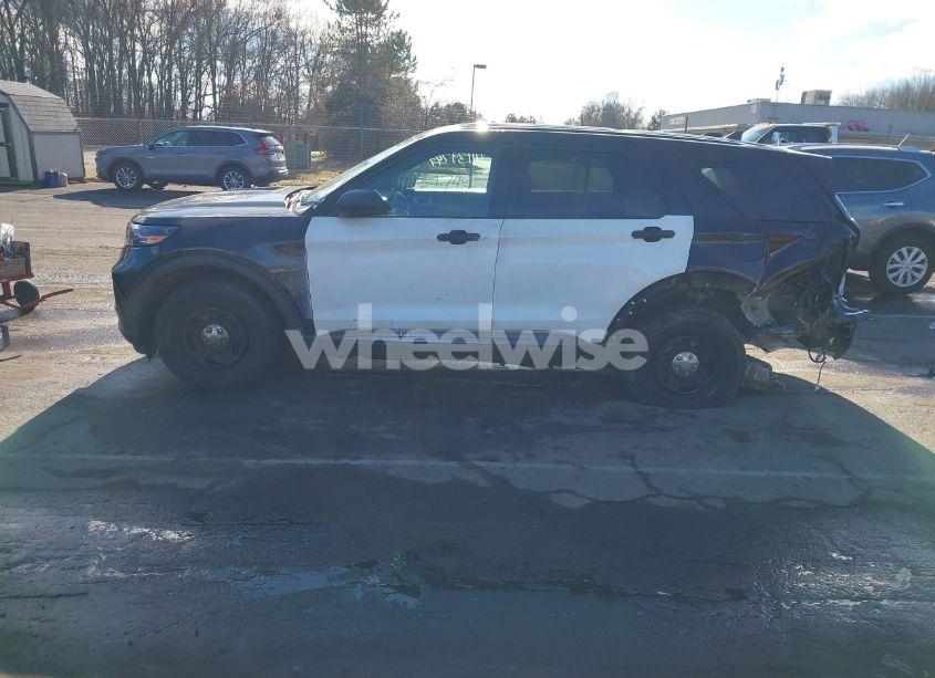 Photo 14 of 2021 Ford Police INTERCEPTOR (VIN 1FM5K8AB7MGC25314)