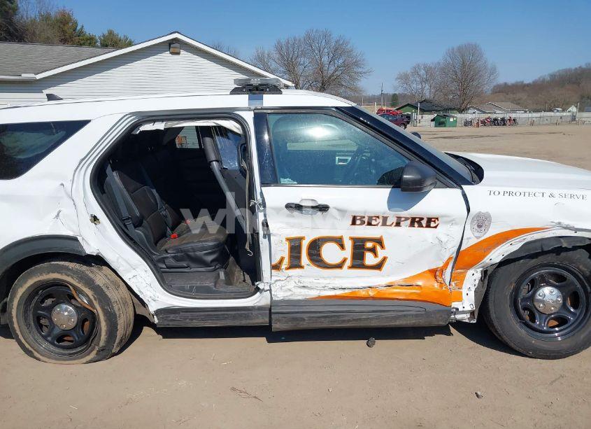 Photo 14 of 2022 Ford Police INTERCEPTOR (VIN 1FM5K8AB7NGB17647)