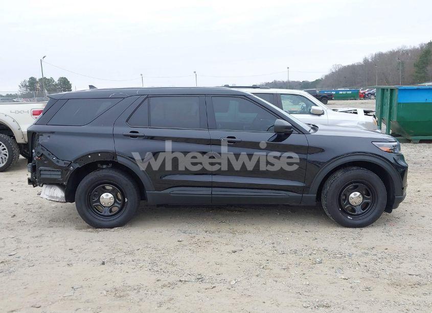 Photo 13 of 2023 Ford Police INTERCEPTOR (VIN 1FM5K8AB8PGA04101)