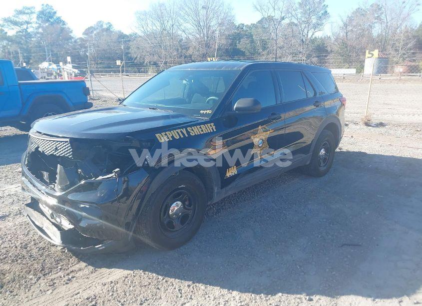 Photo 2 of 2023 Ford Police INTERCEPTOR (VIN 1FM5K8AB8PGA35350)