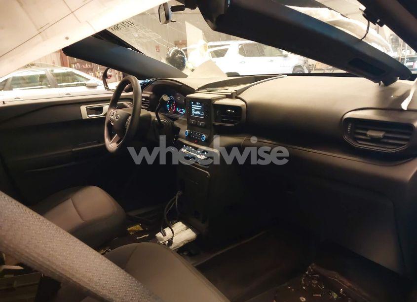 Photo 5 of 2023 Ford Police INTERCEPTOR (VIN 1FM5K8AB8PGA81910)